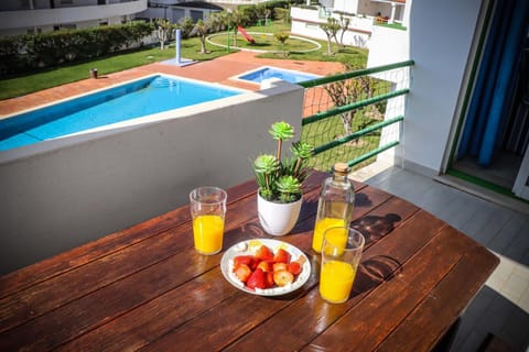 Balcony/Terrace, Pool view