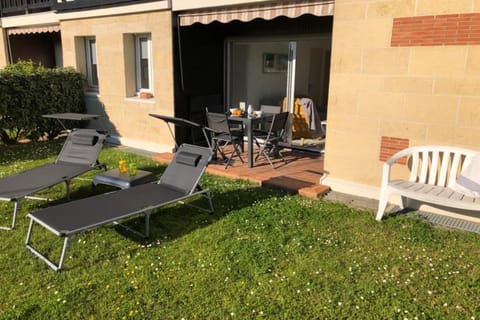 Beautiful Apartment With Gardenlk Apartment in Cabourg