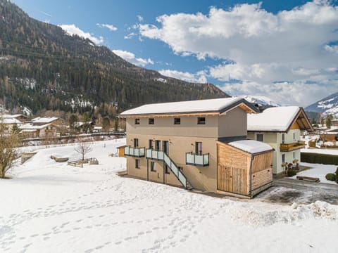 Property building, Winter