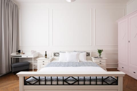 Bed, wardrobe