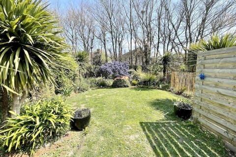 Jolie maison moderne À 200m du port de Lomener House in Ploemeur