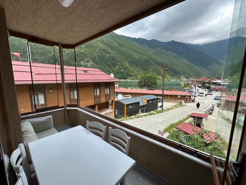 Day, Neighbourhood, Natural landscape, View (from property/room), Balcony/Terrace, Lake view, Street view