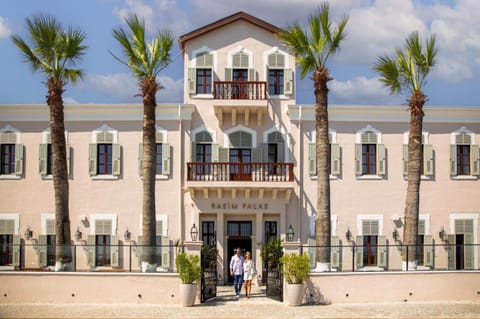Property building, Facade/entrance