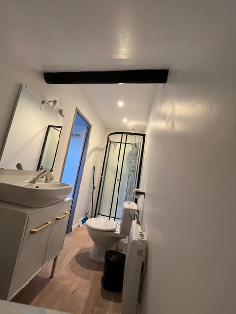 Au Bouquet Troyen - Wifi - Calme et tranquillité Apartment in Troyes