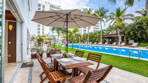 Patio, Seating area