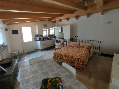 Casa Sara, Levanto, in collina ad un passo dal mare! House in Levanto