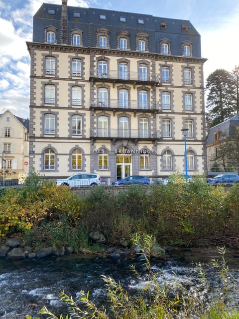 Property building, Parking