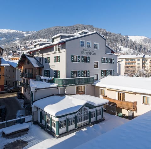 Property building, Winter