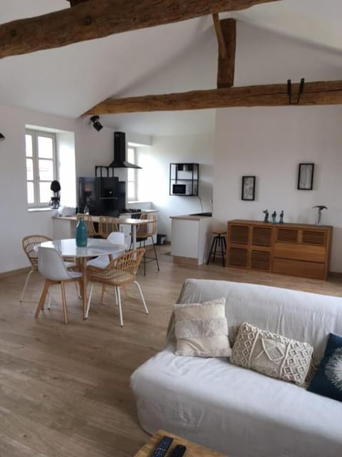 La providence, surplombant la ville Apartment in Auvergne-Rhône-Alpes