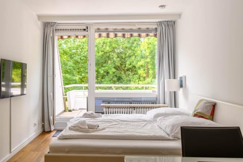 Bed, Photo of the whole room