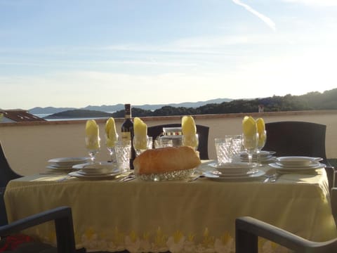 Ilsad apartments, Apartment with pool 80 meters from se, Sea view from balcony Apartment in Šibenik-Knin County, Croatia