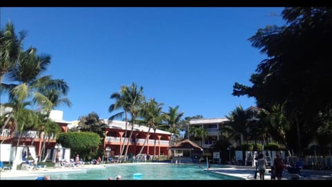 Summer, Swimming pool
