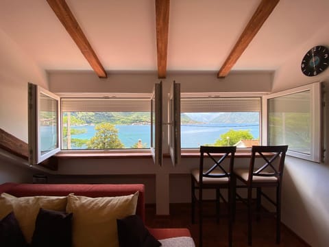 Living room, Mountain view, Sea view