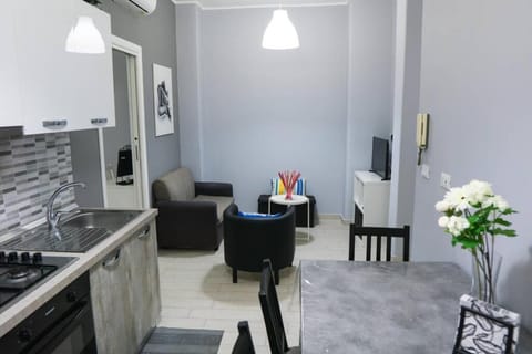 Living room, Dining area, Communal kitchen