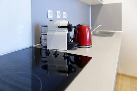 SCHUMAN 2 - Le bonheur de la Joliette Apartment in Marseille