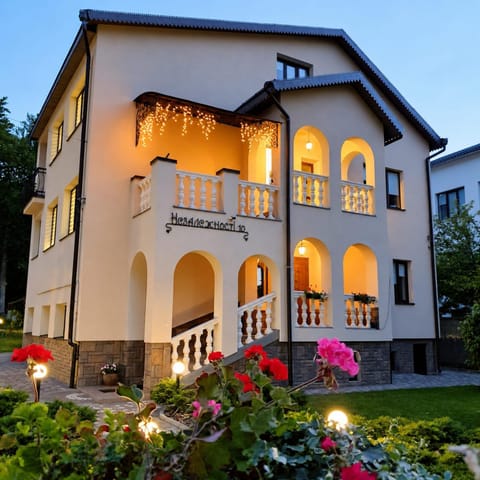 Property building, On site