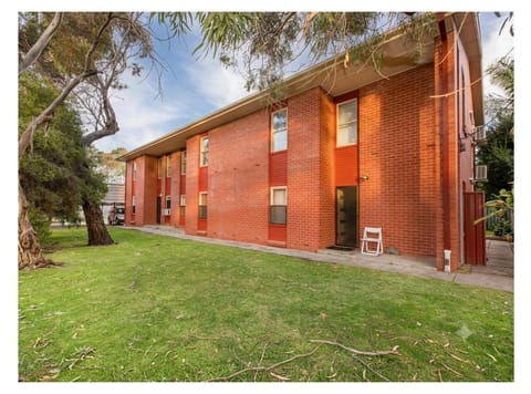 Property building, Garden, Garden view