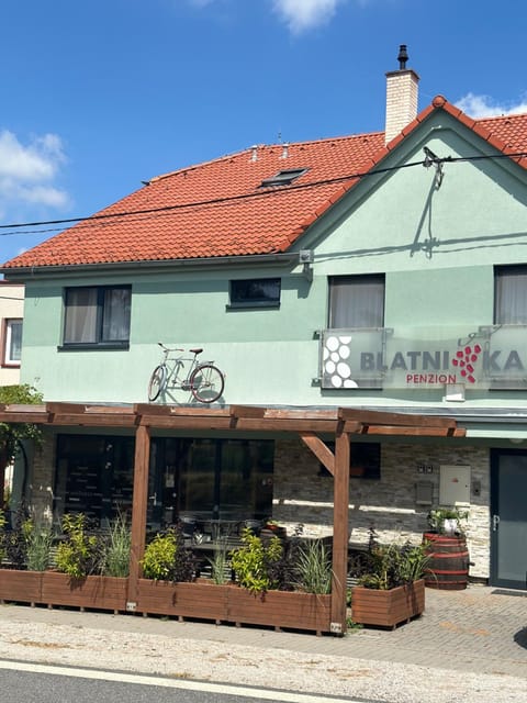 Property building, Day