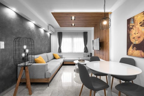 Living room, Seating area, Dining area