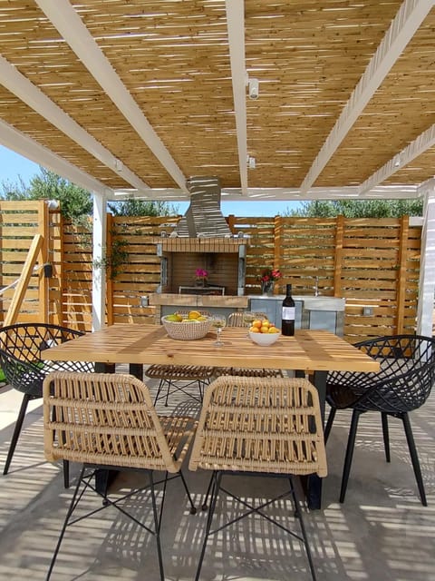 VILLA GEM POUNTA Villa in Paros, Greece