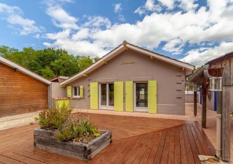 Property building, Balcony/Terrace