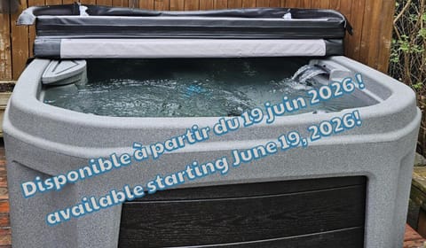 Hot Tub, Spa and wellness centre/facilities