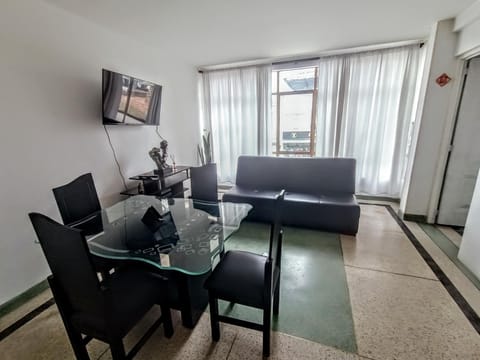 Communal lounge/ TV room, Dining area