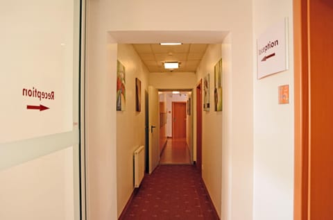 Lobby or reception, Other