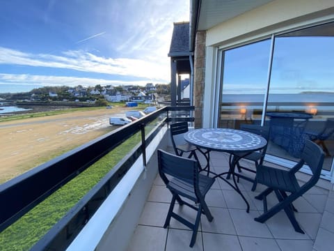 Appartement avec terrasse et WIFI à Perros-Guirec - FR-1-368-293 Apartment in Louannec