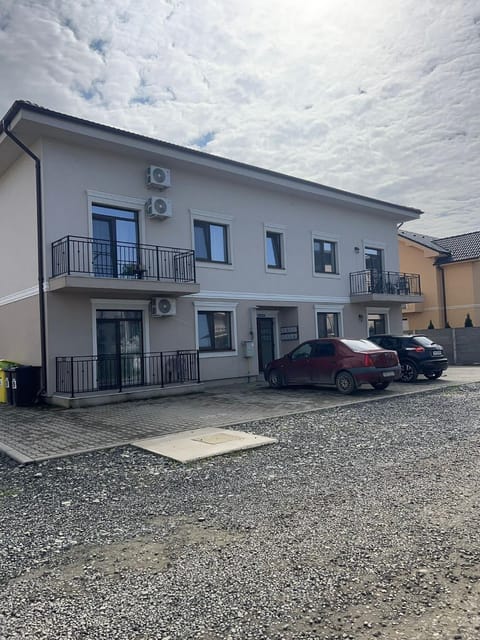 Property building, Location