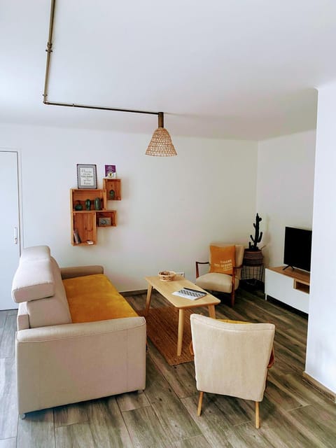 Vallon des Auffes T2 3 étoiles avec parking Apartment in Marseille