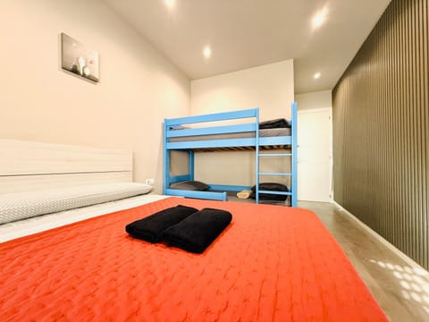 Camp Nou Nueva Casa Vacation rental in L'Hospitalet de Llobregat