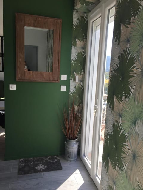 Le Maricou 120m2 totalement rénové terrasse 40m2 Apartment in Provence-Alpes-Côte d'Azur