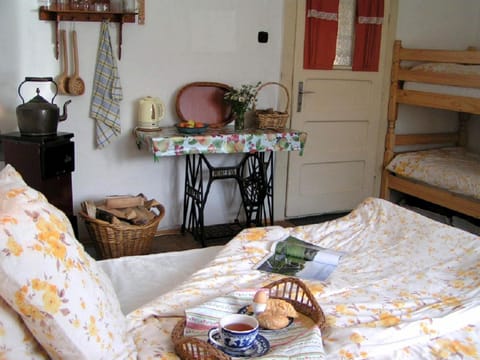 Coffee/tea facilities, Bedroom, bunk bed
