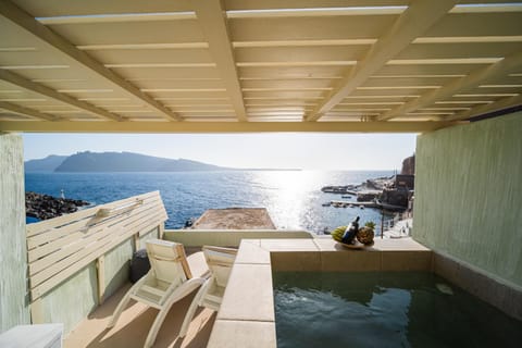 Day, Hot Tub, Balcony/Terrace, Sea view