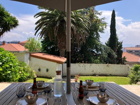 Garden, View (from property/room), Balcony/Terrace