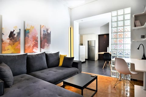 Living room, Seating area