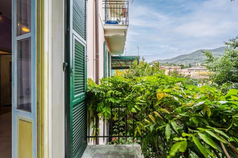 TERRAZZA PORTOFINO Splendido appartamento con piscina idromassaggio - PARCHEGGIO GRATIS Apartment in Santa Margherita Ligure