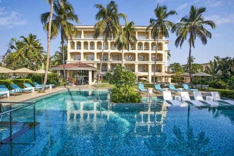 Property building, Pool view, Swimming pool