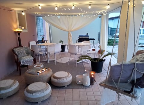 Lounge or bar