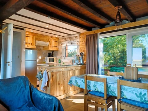 Louloudia - Bonsoy Jaune 12 Blaimont - huis in het bos met mooi zicht en rustig gelegen House in Wallonia, Belgium