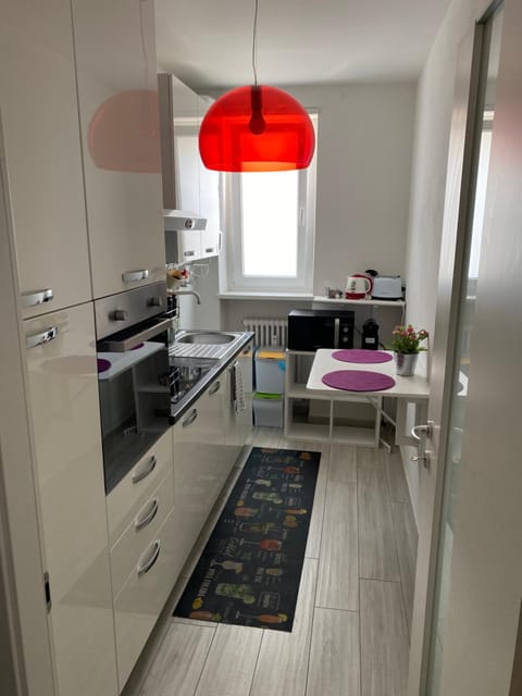 Manuel's Home 1 FREE parking Wi-Fi AC Apartment in Bolzano