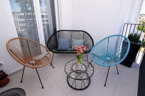 Balcony/Terrace, Seating area