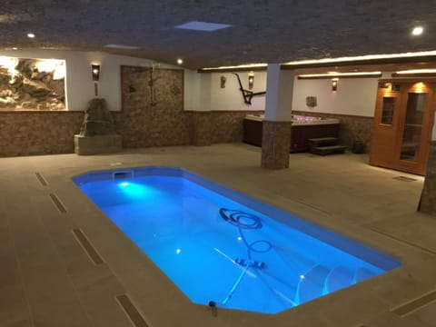 Spa and wellness centre/facilities, Pool view