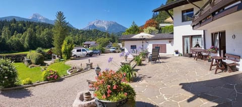 Alpenpension Watzmannblick Bed and Breakfast in Schönau am Königssee