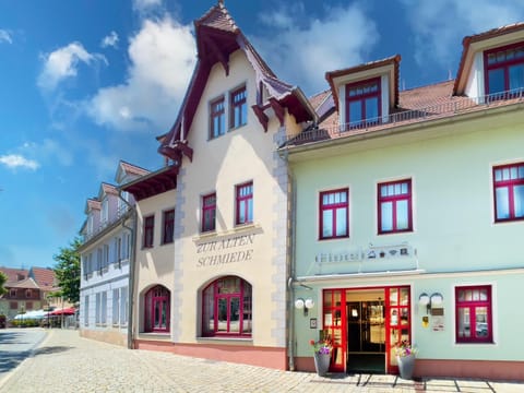 Property building, Facade/entrance