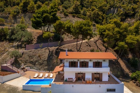 Property building, Bird's eye view, Pool view