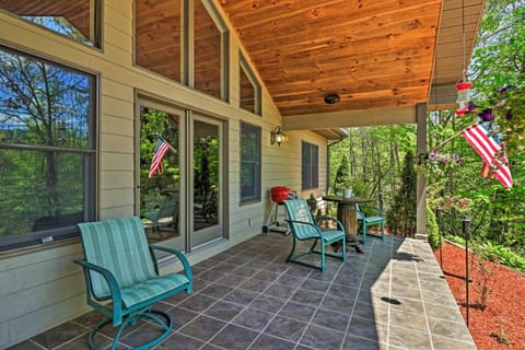 Private Bryson City Ranch Retreat with Mtn Views! House in Bryson City