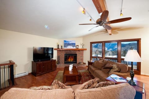 Sitzmark 13 House in Purgatory