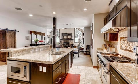 2030 Meadow Brook Lane Unit A House in Vail